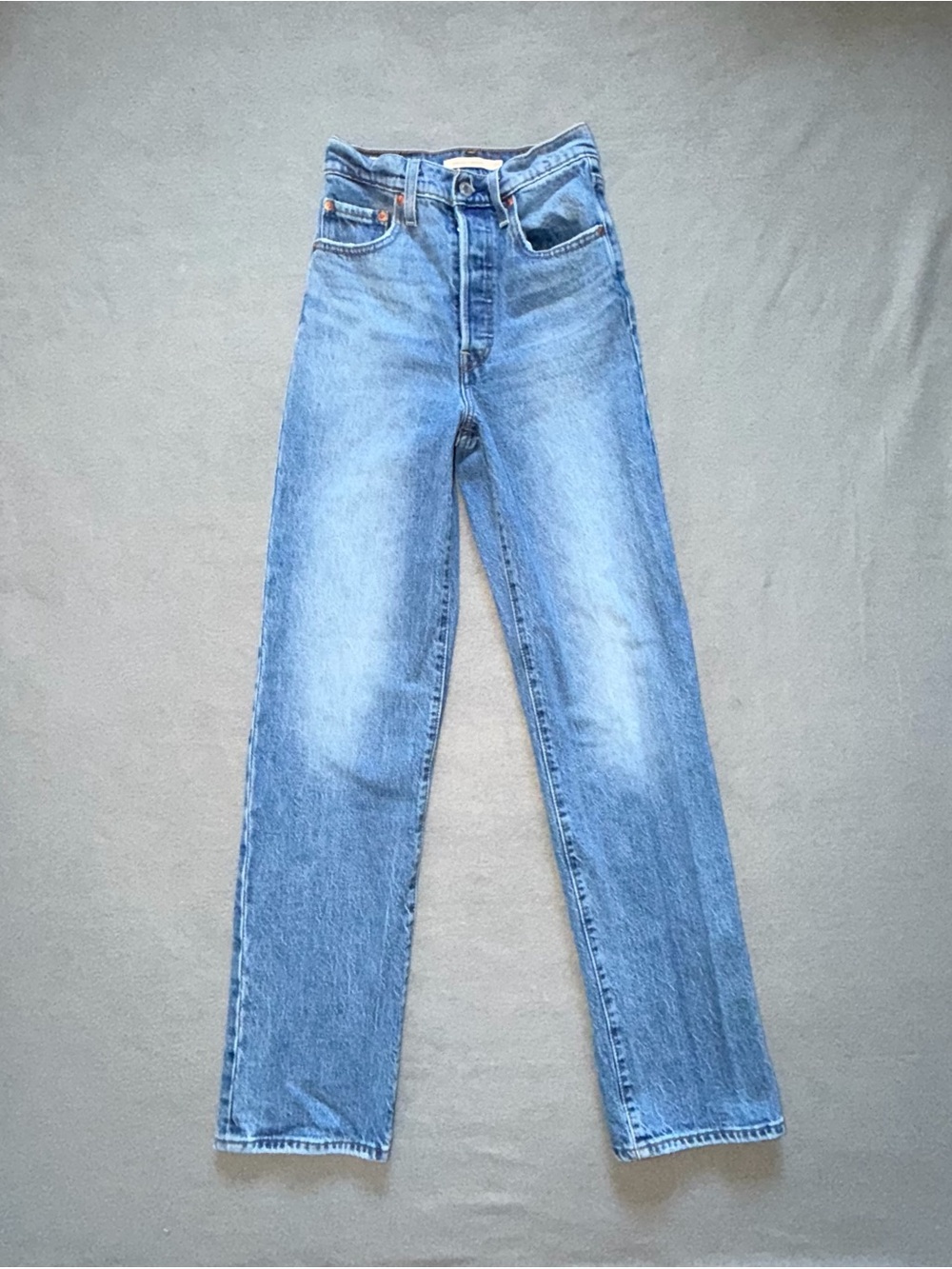 VTG Levi's Ribgcage Straight Leg Jeans in Light Blue Wash size 24
